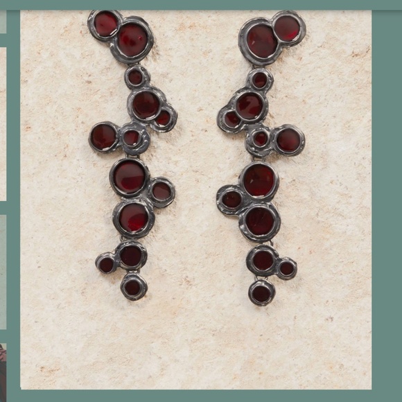 Bubble Earrings in Oxidized Silver with Cherry - Picture 3 of 5